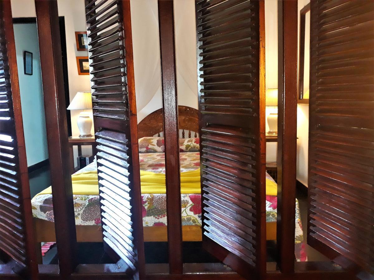 The Icebear Guesthouse Negombo Eksteriør billede