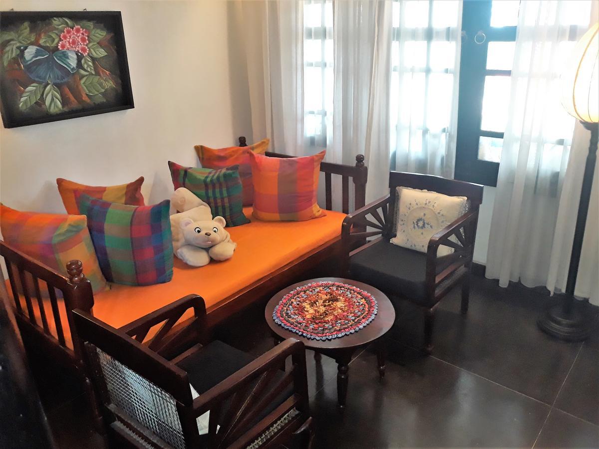 The Icebear Guesthouse Negombo Eksteriør billede