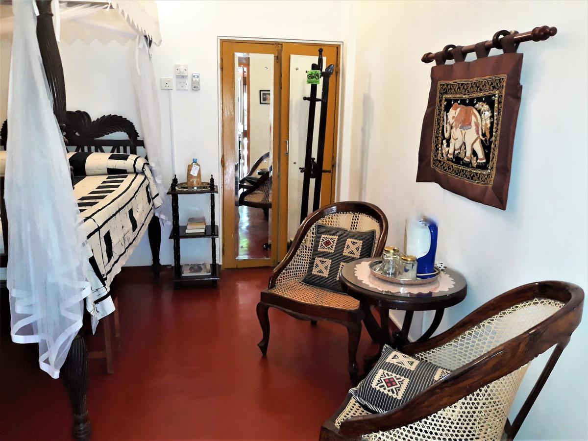 The Icebear Guesthouse Negombo Eksteriør billede