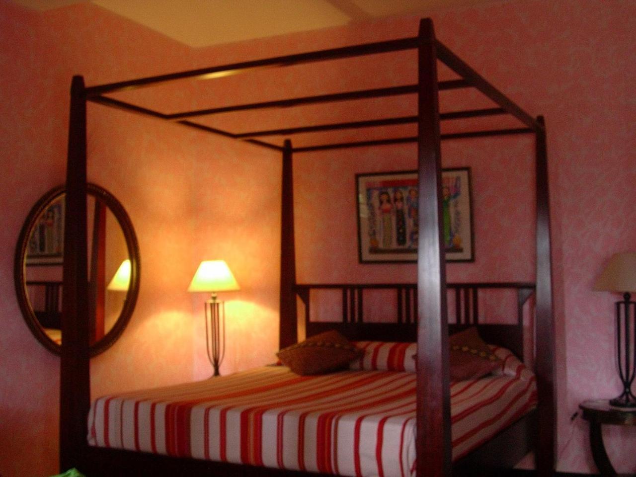 The Icebear Guesthouse Negombo Eksteriør billede